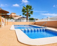 Resale - Town House -
Orihuela Costa - La Zenia