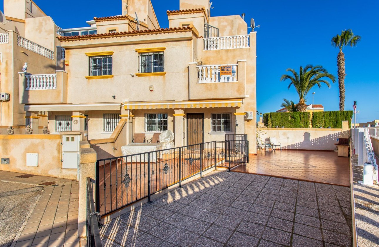 Resale - Town House -
Orihuela Costa - Las Filipinas