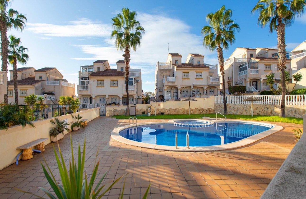 Resale - Town House -
Orihuela Costa - Las Filipinas