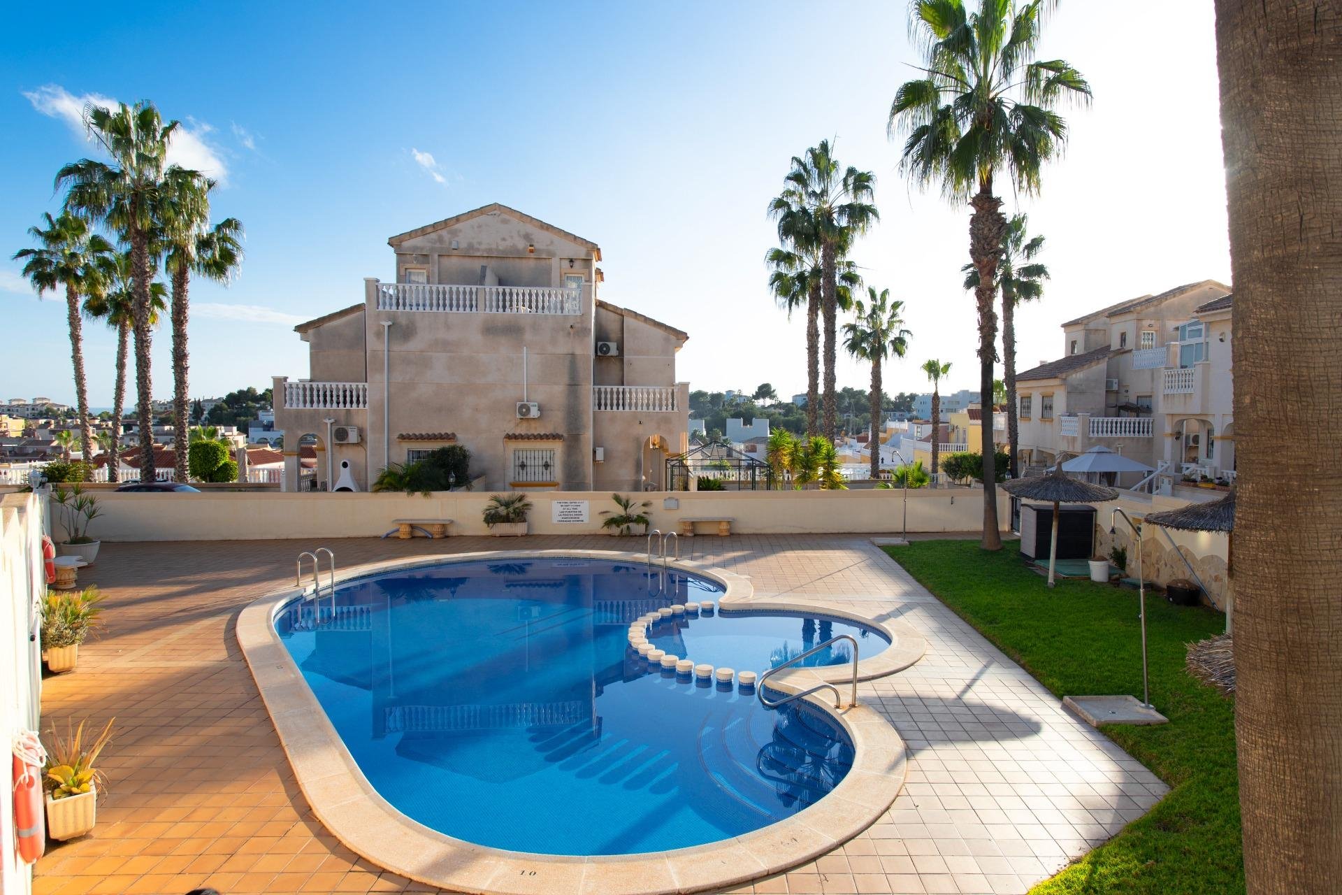 Resale - Town House -
Orihuela Costa - Las Filipinas