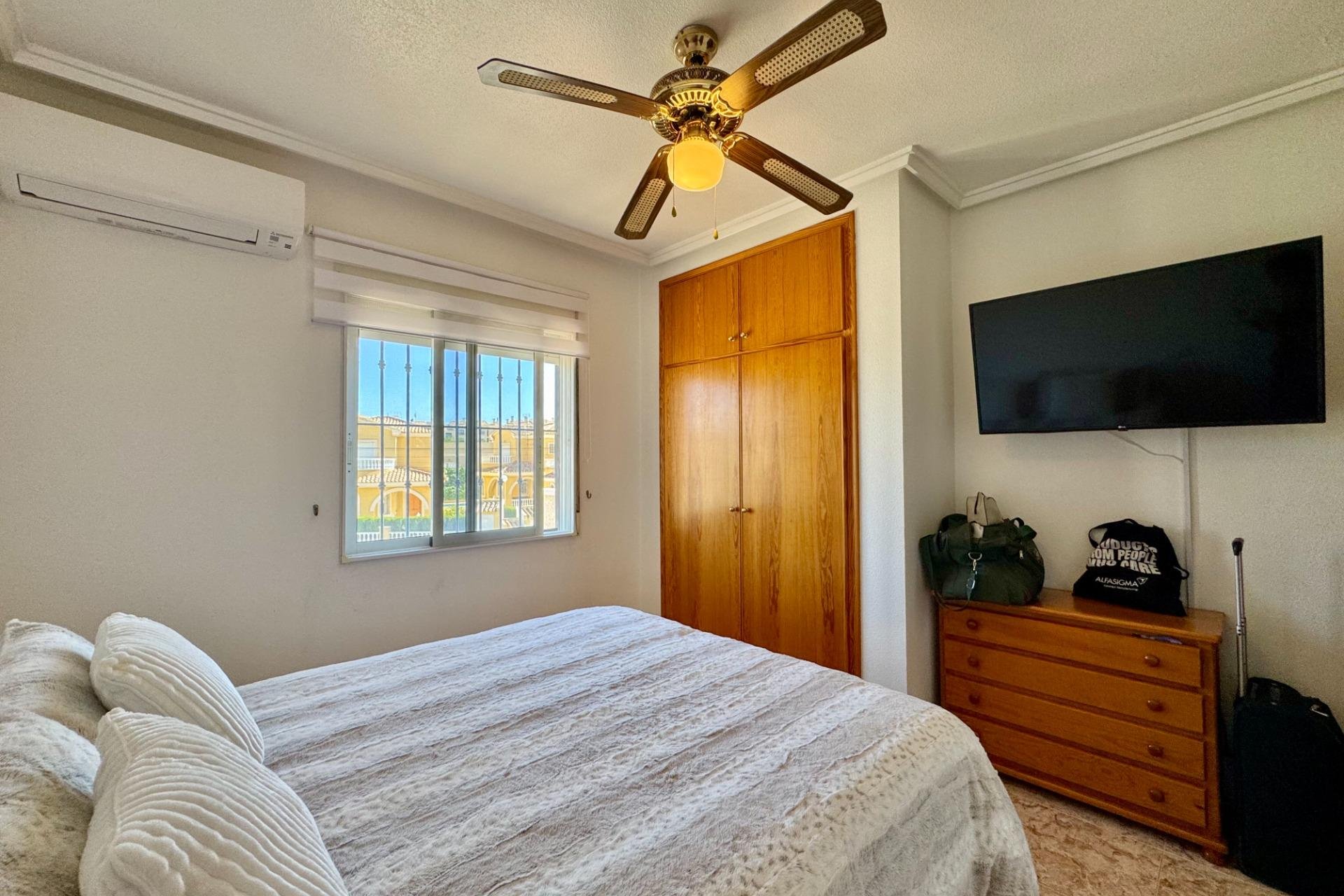 Resale - Town House -
Orihuela Costa - Las Filipinas