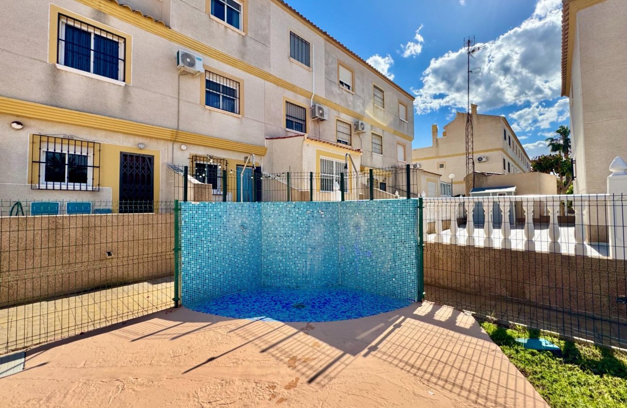 Resale - Town House -
Orihuela Costa - Las Filipinas