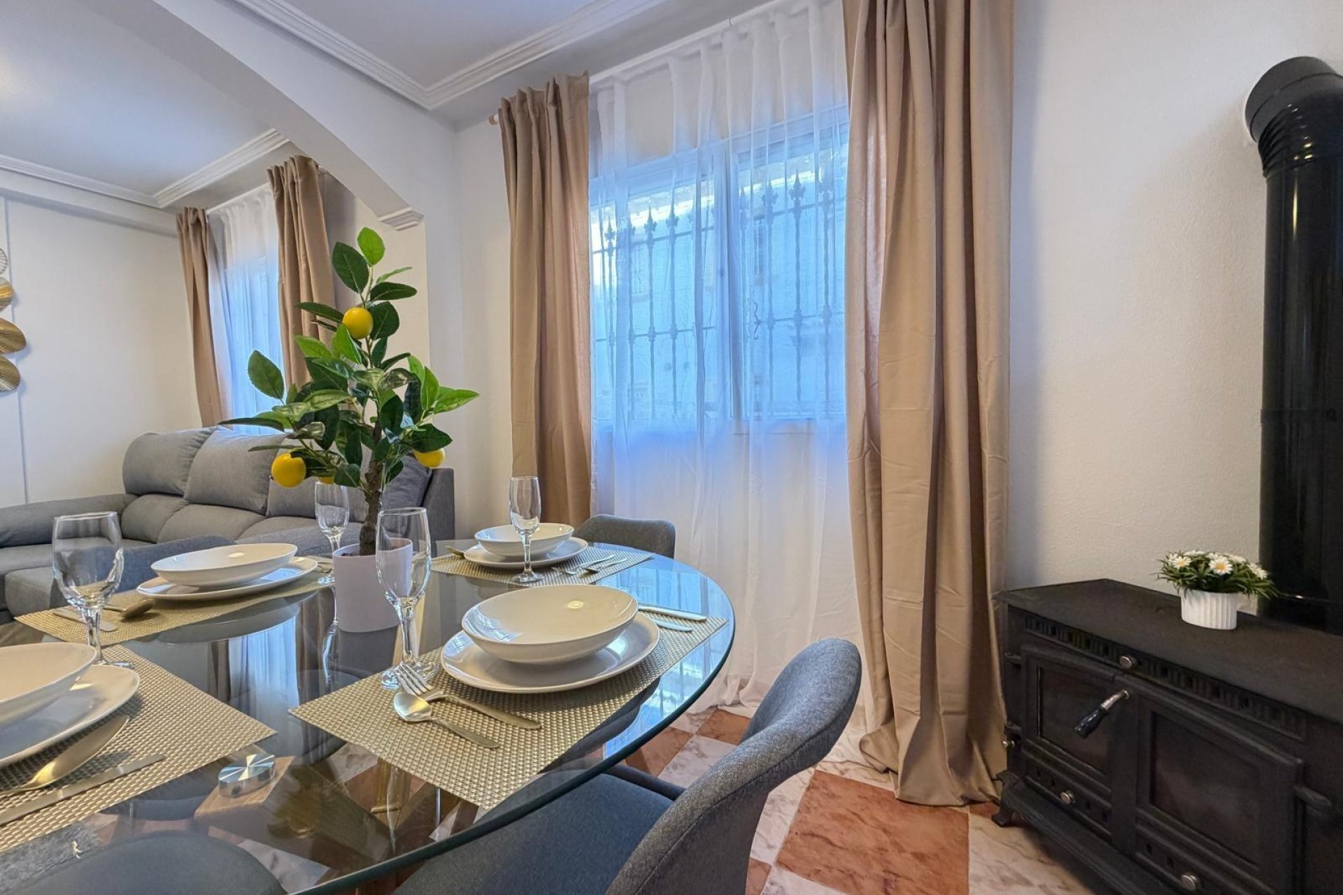 Resale - Town House -
Orihuela Costa - Las Filipinas