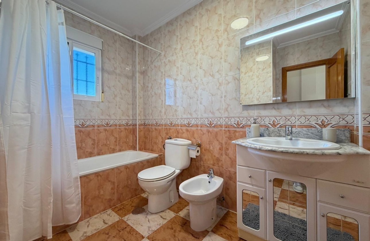 Resale - Town House -
Orihuela Costa - Las Filipinas