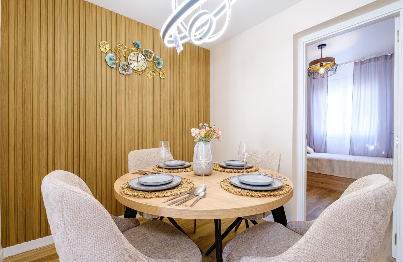 Resale - Town House -
Orihuela Costa - Las Filipinas