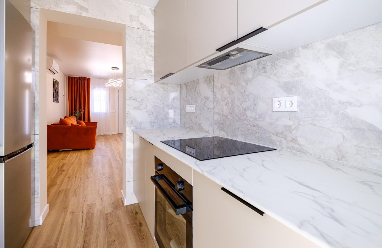 Resale - Town House -
Orihuela Costa - Las Filipinas