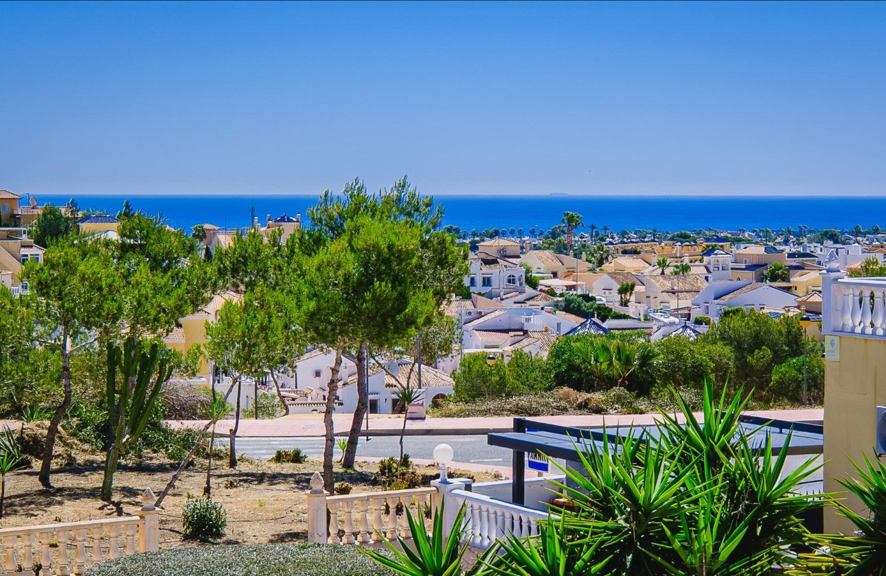 Resale - Town House -
Orihuela Costa - Las Filipinas