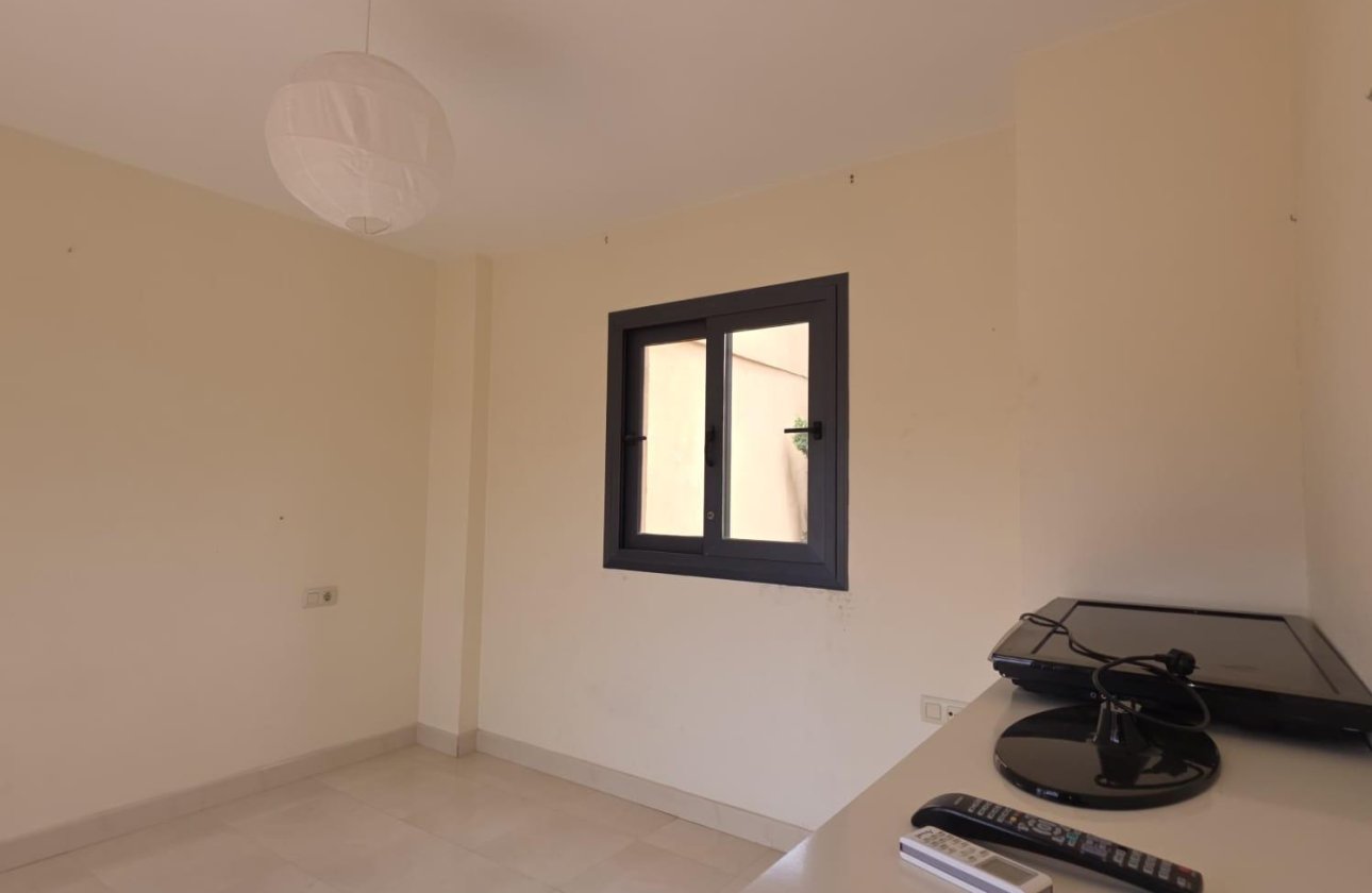 Resale - Town House -
Orihuela Costa - Las Filipinas