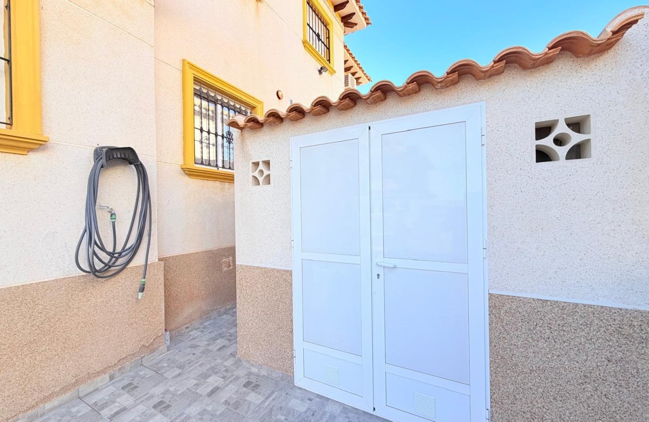 Resale - Town House -
Orihuela Costa - Las Filipinas