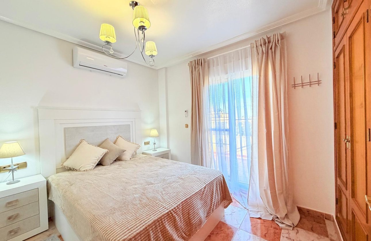 Resale - Town House -
Orihuela Costa - Las Filipinas