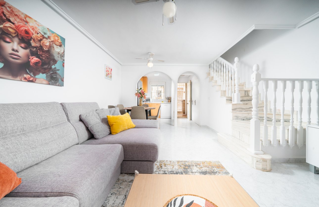 Resale - Town House -
Orihuela Costa - Los Almendros - La Florida