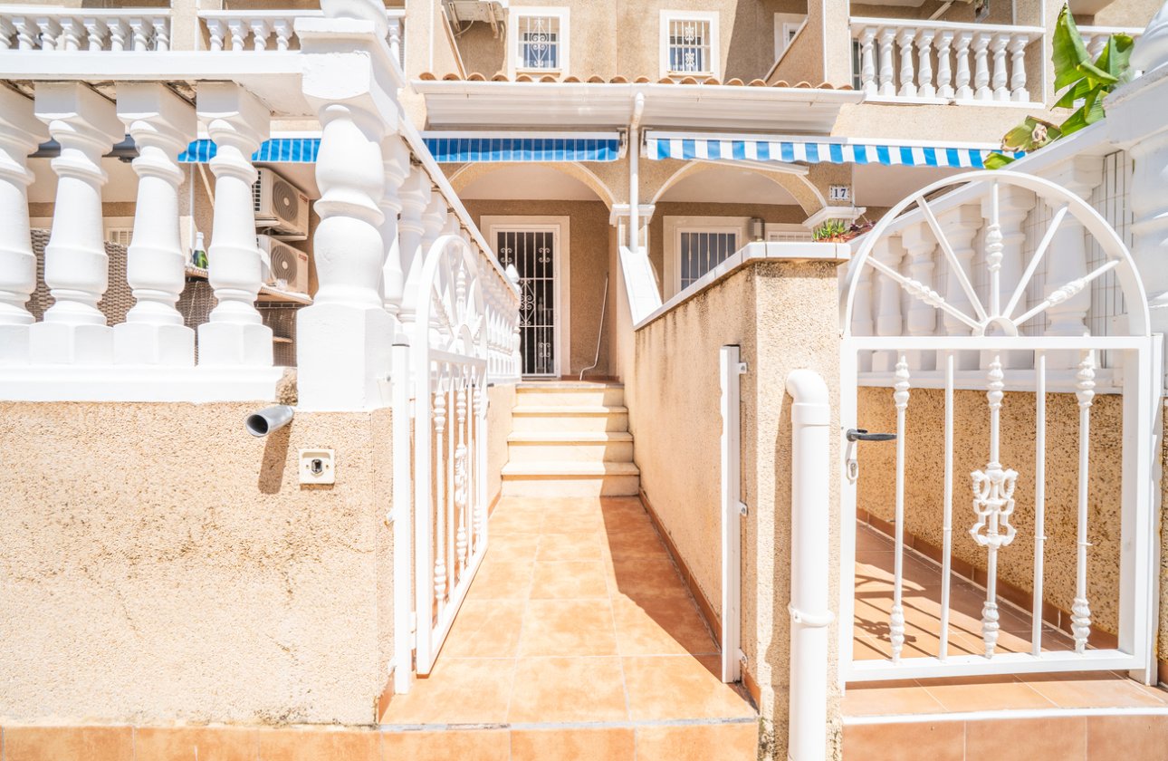 Resale - Town House -
Orihuela Costa - Los Almendros - La Florida