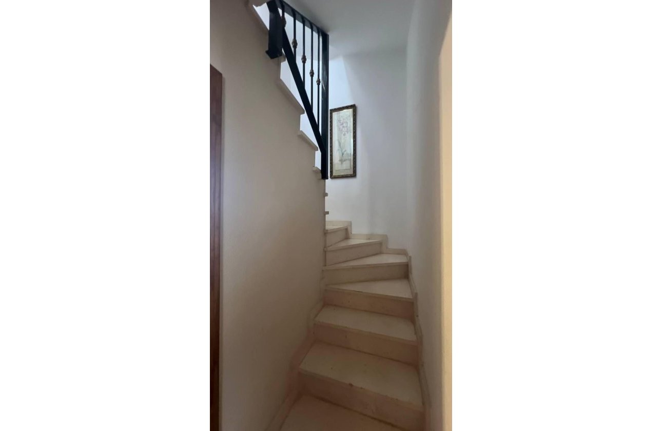 Resale - Town House -
Orihuela Costa - Los Almendros-la Florida