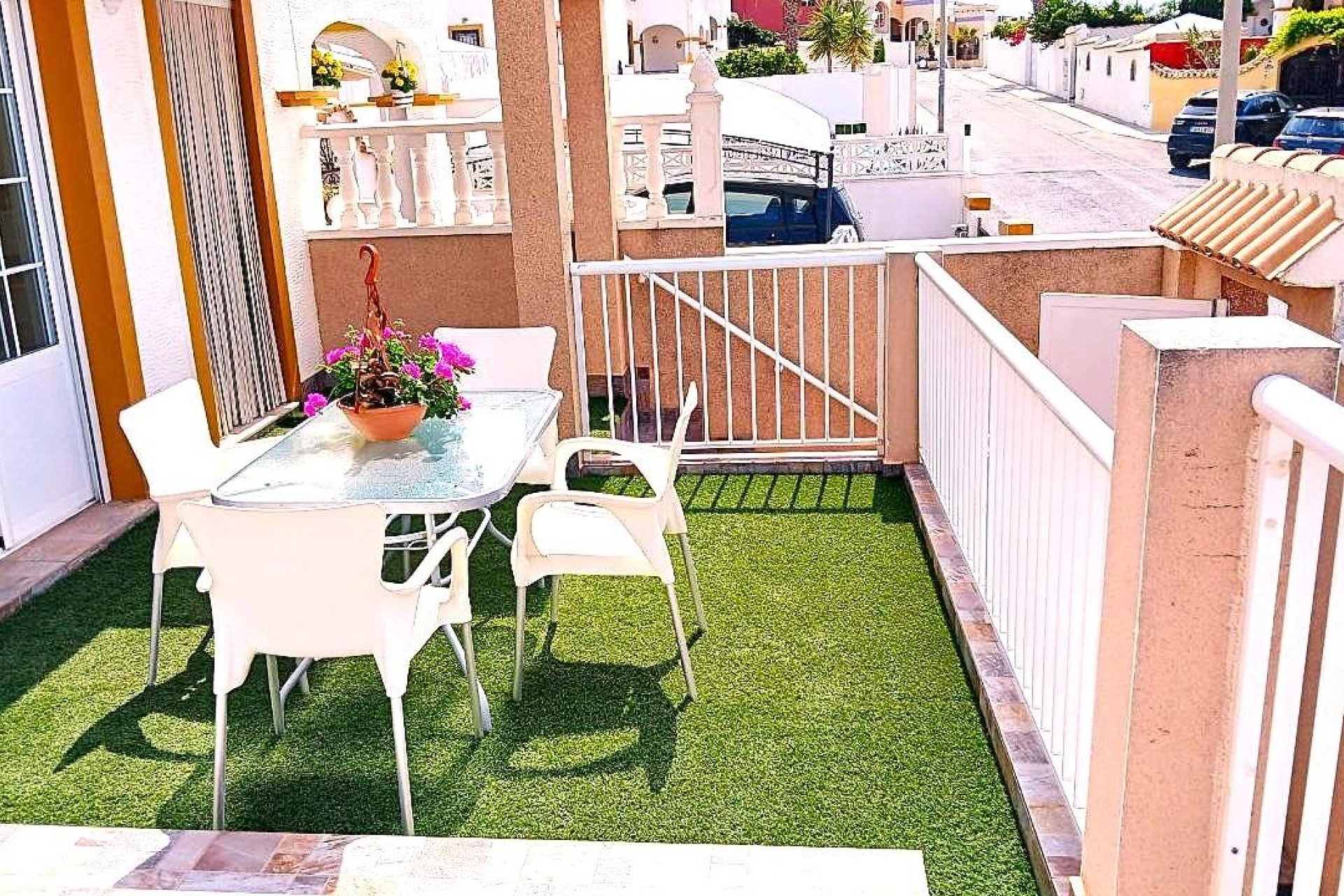 Resale - Town House -
Orihuela Costa - Los Almendros-la Florida