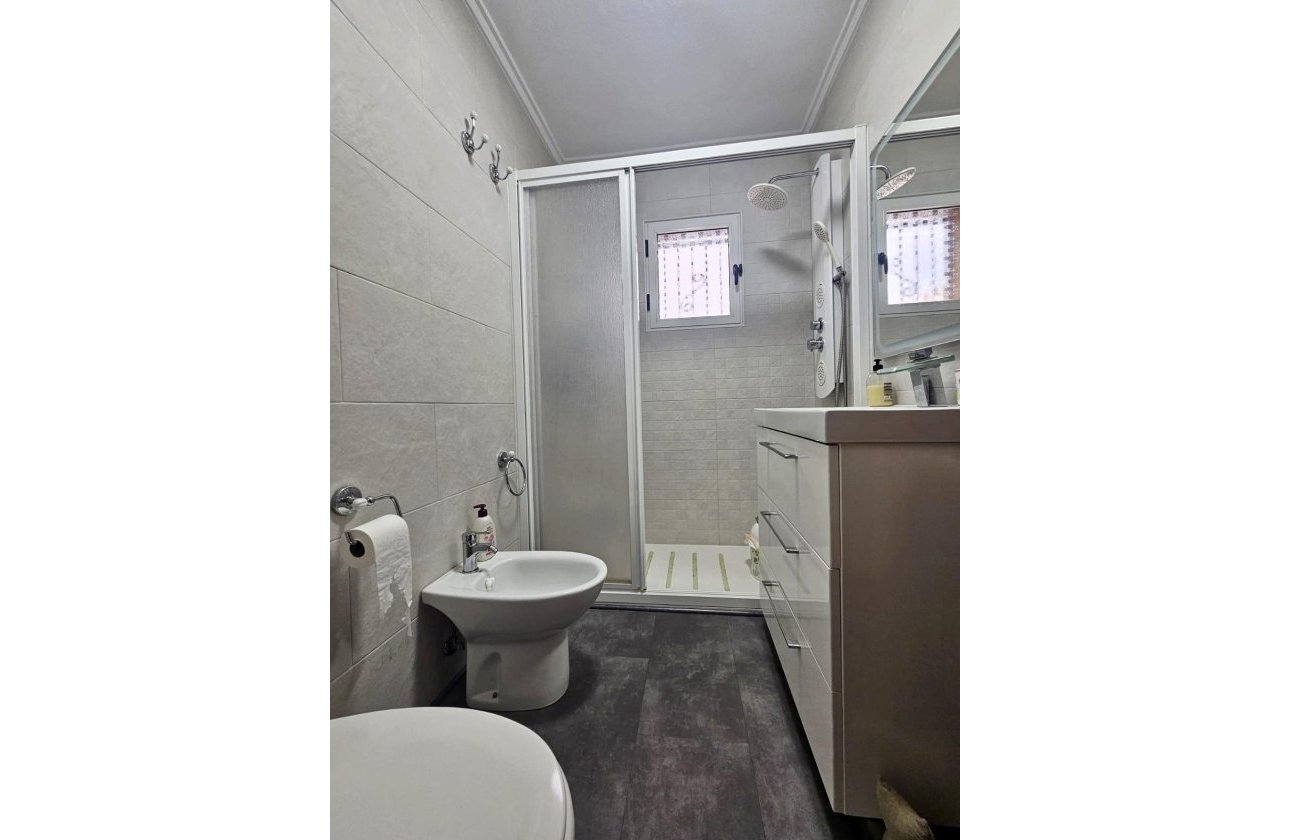 Resale - Town House -
Orihuela Costa - Los Almendros-la Florida