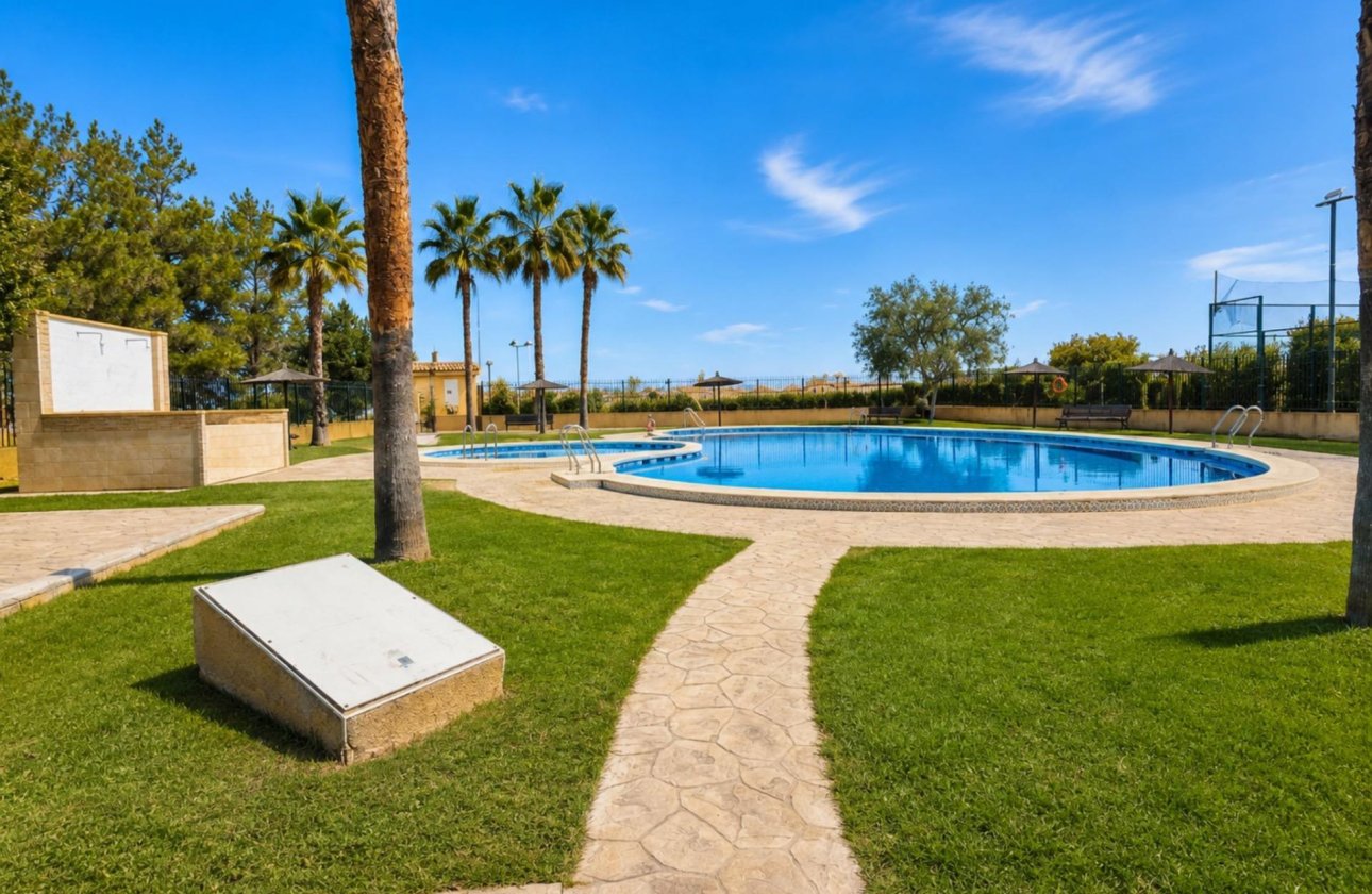 Resale - Town House -
Orihuela Costa - Los Altos