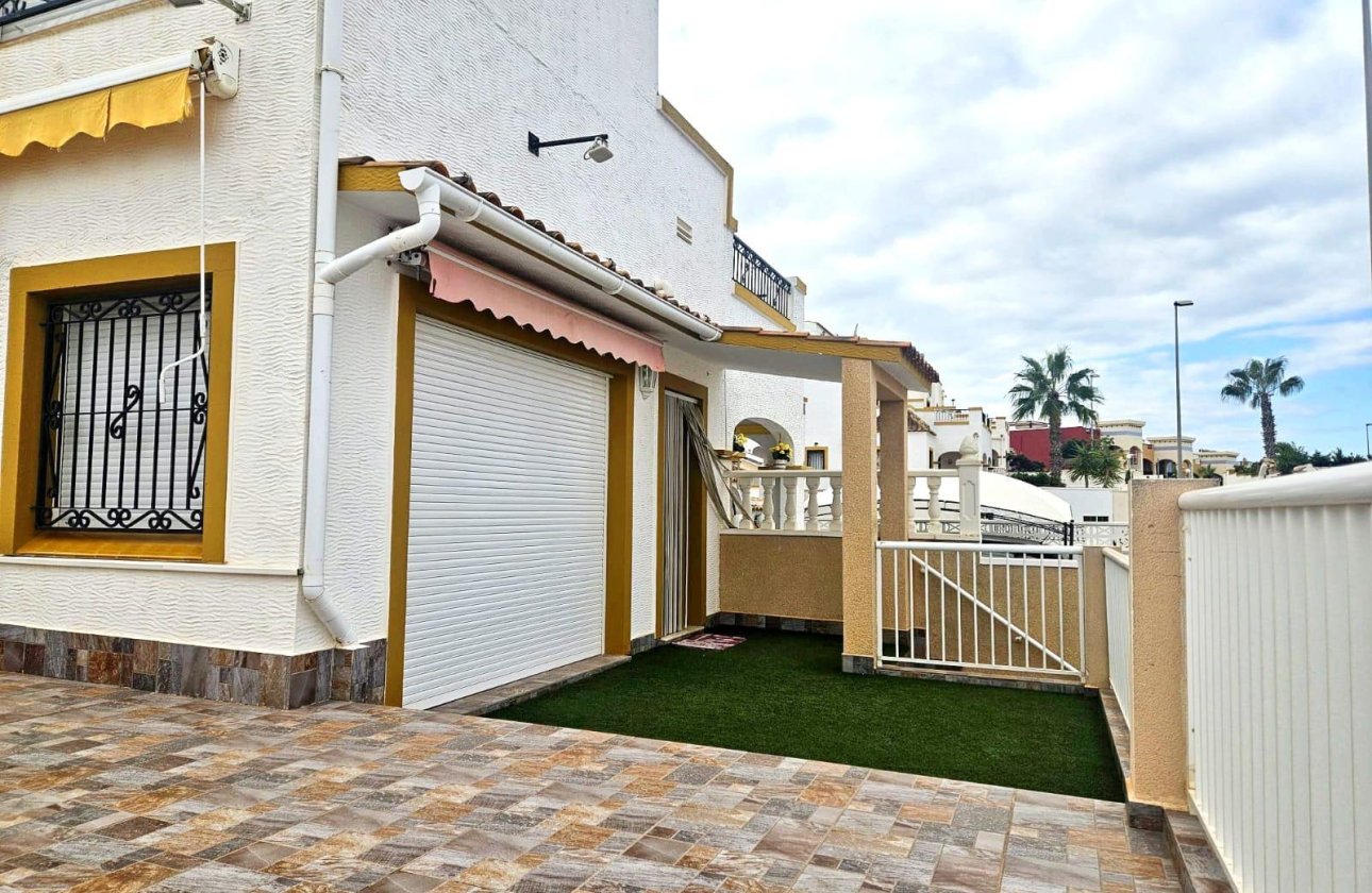 Resale - Town House -
Orihuela Costa - Los Altos