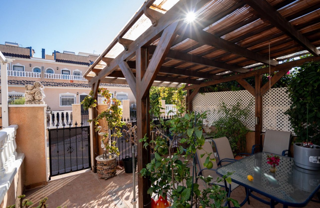 Resale - Town House -
Orihuela Costa - Los Dolses