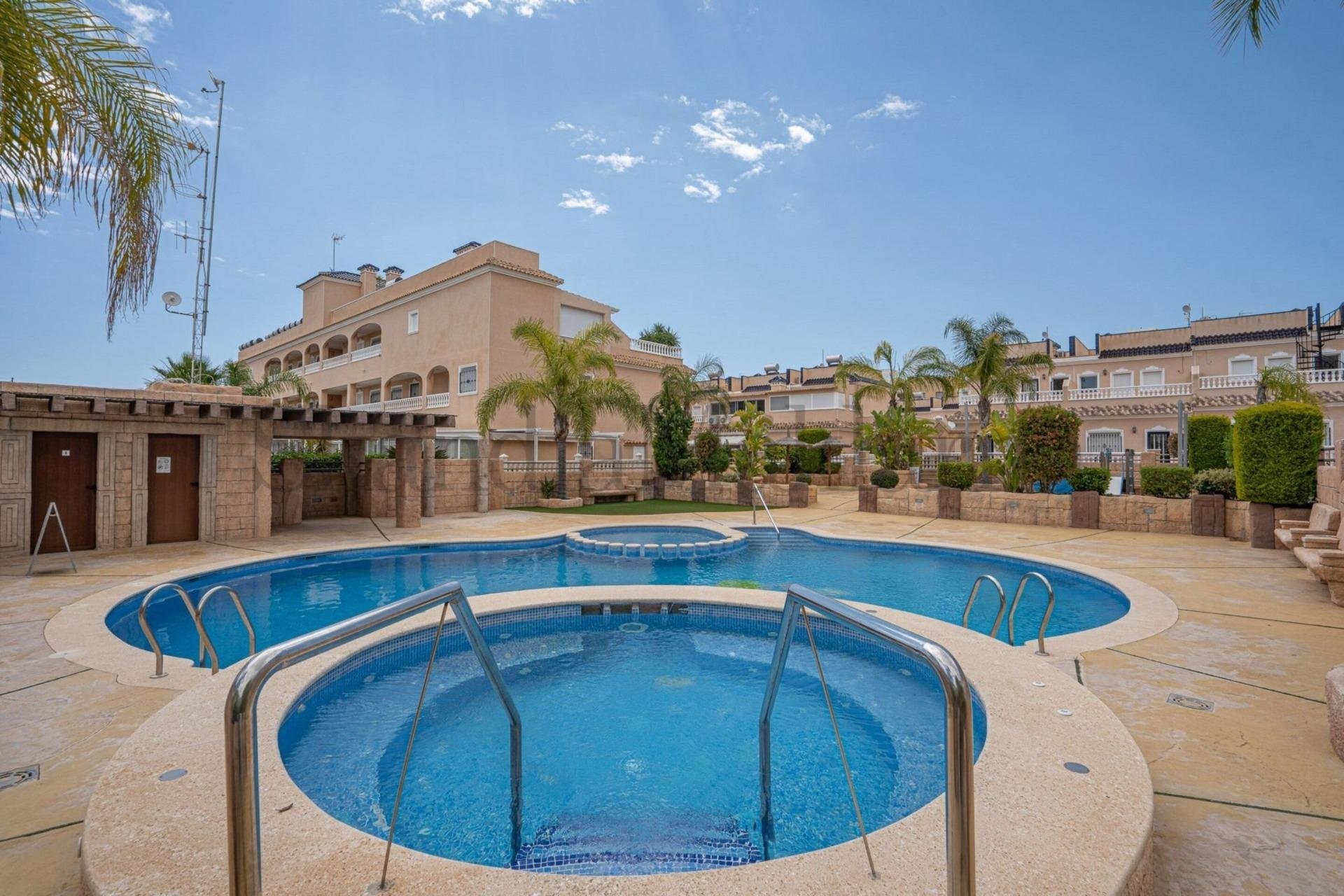 Resale - Town House -
Orihuela Costa - Los Dolses