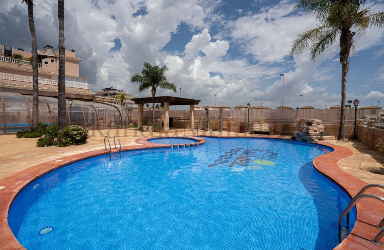 Resale - Town House -
Orihuela Costa - Los Dolses