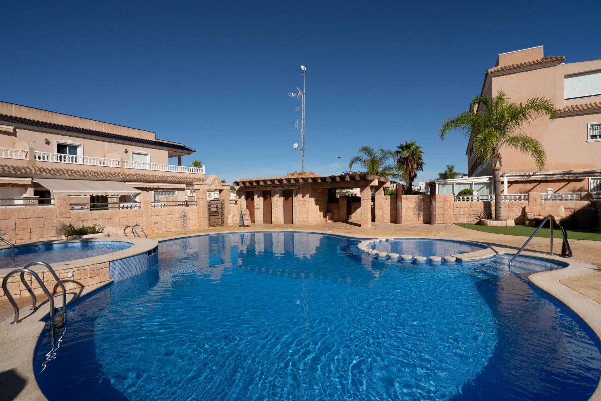 Resale - Town House -
Orihuela Costa - Los Dolses