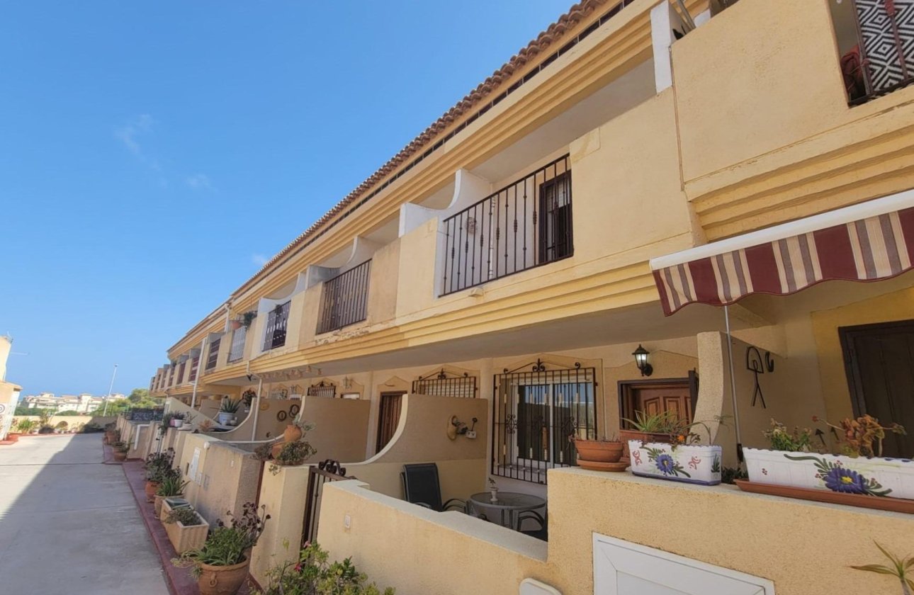 Resale - Town House -
Orihuela Costa - Playa Flamenca