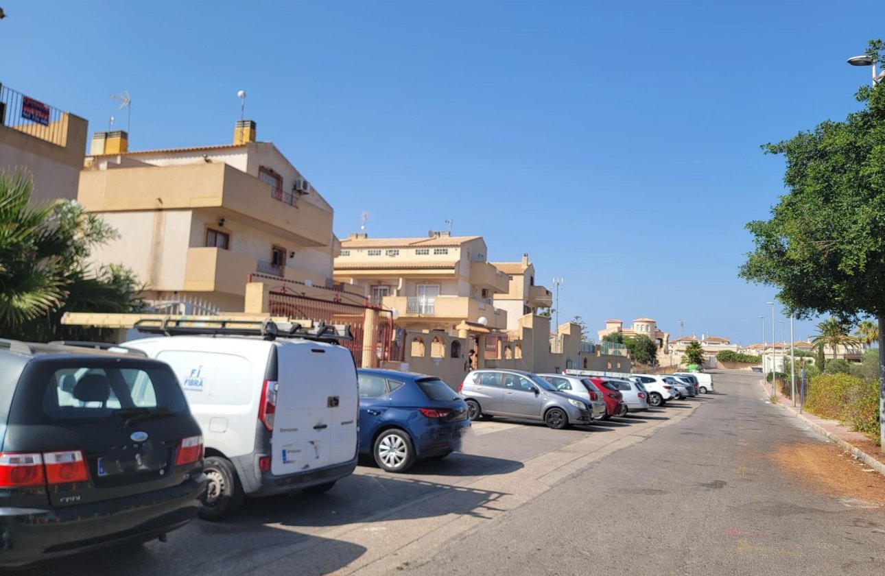 Resale - Town House -
Orihuela Costa - Playa Flamenca