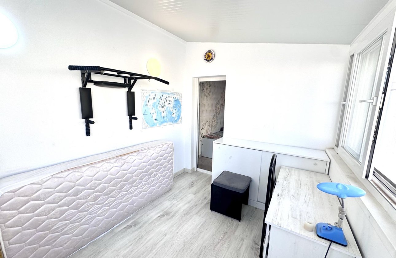 Resale - Town House -
Orihuela Costa - Playa Flamenca