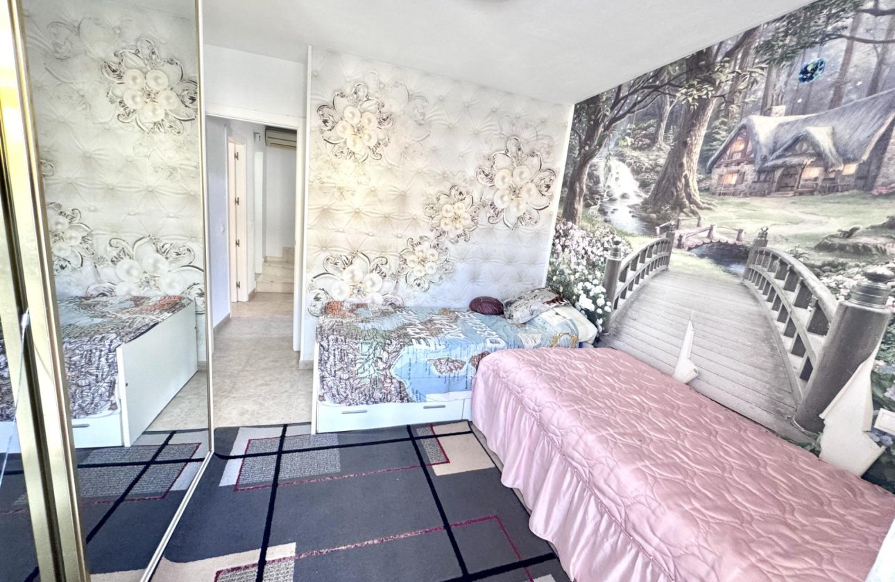 Resale - Town House -
Orihuela Costa - Playa Flamenca