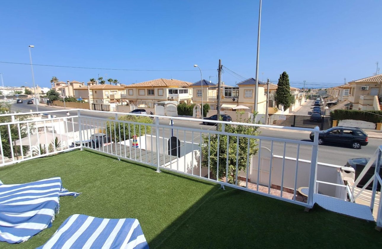 Resale - Town House -
Orihuela Costa - Playa Flamenca
