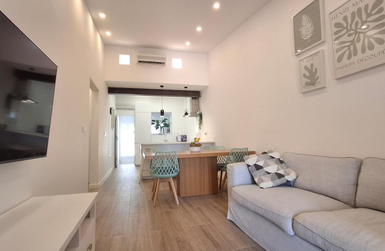 Resale - Town House -
Orihuela Costa - Playa Flamenca
