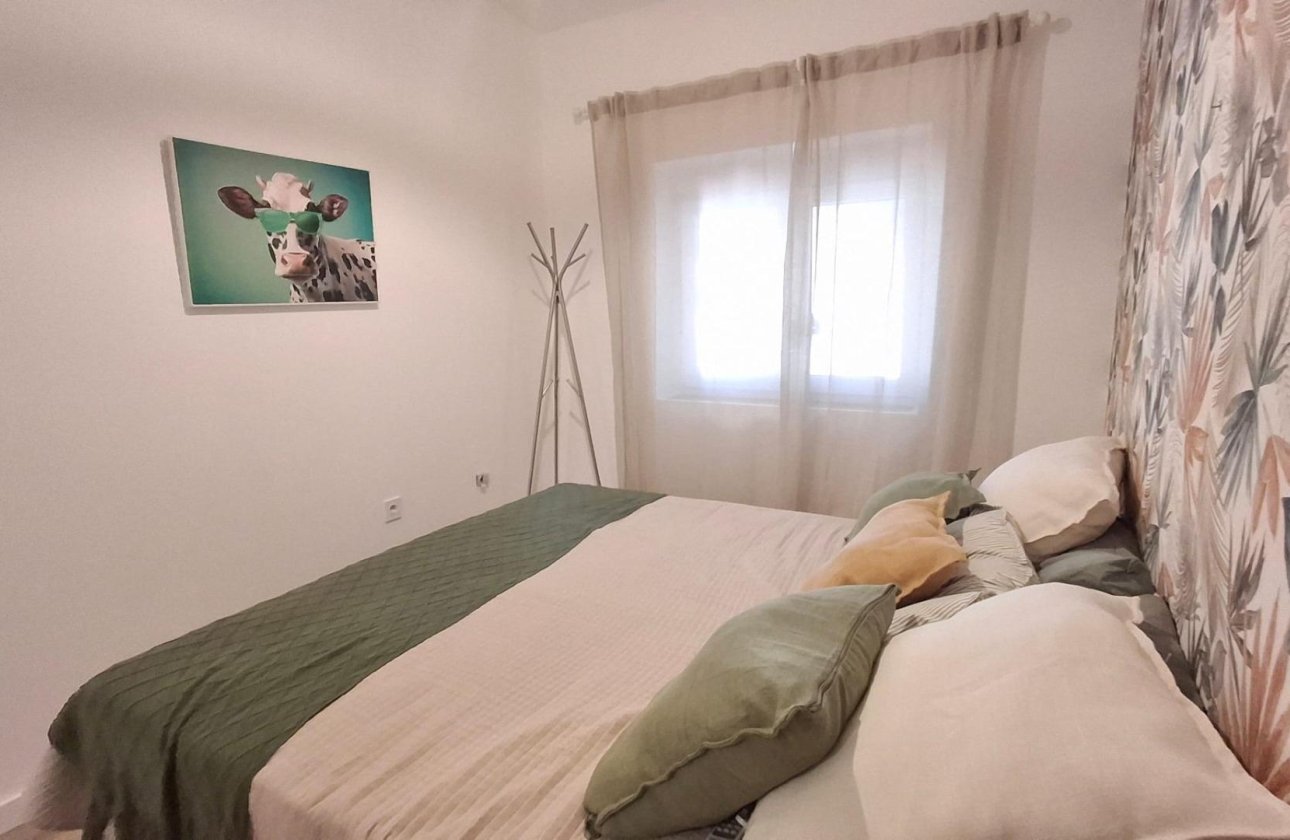 Resale - Town House -
Orihuela Costa - Playa Flamenca