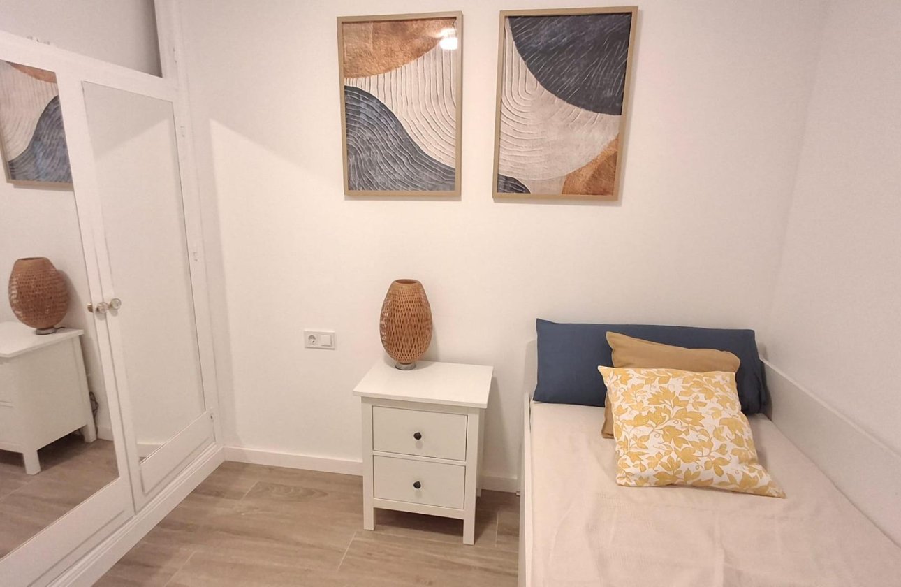 Resale - Town House -
Orihuela Costa - Playa Flamenca