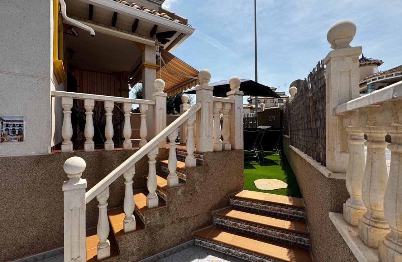 Resale - Town House -
Orihuela Costa - Villamartín