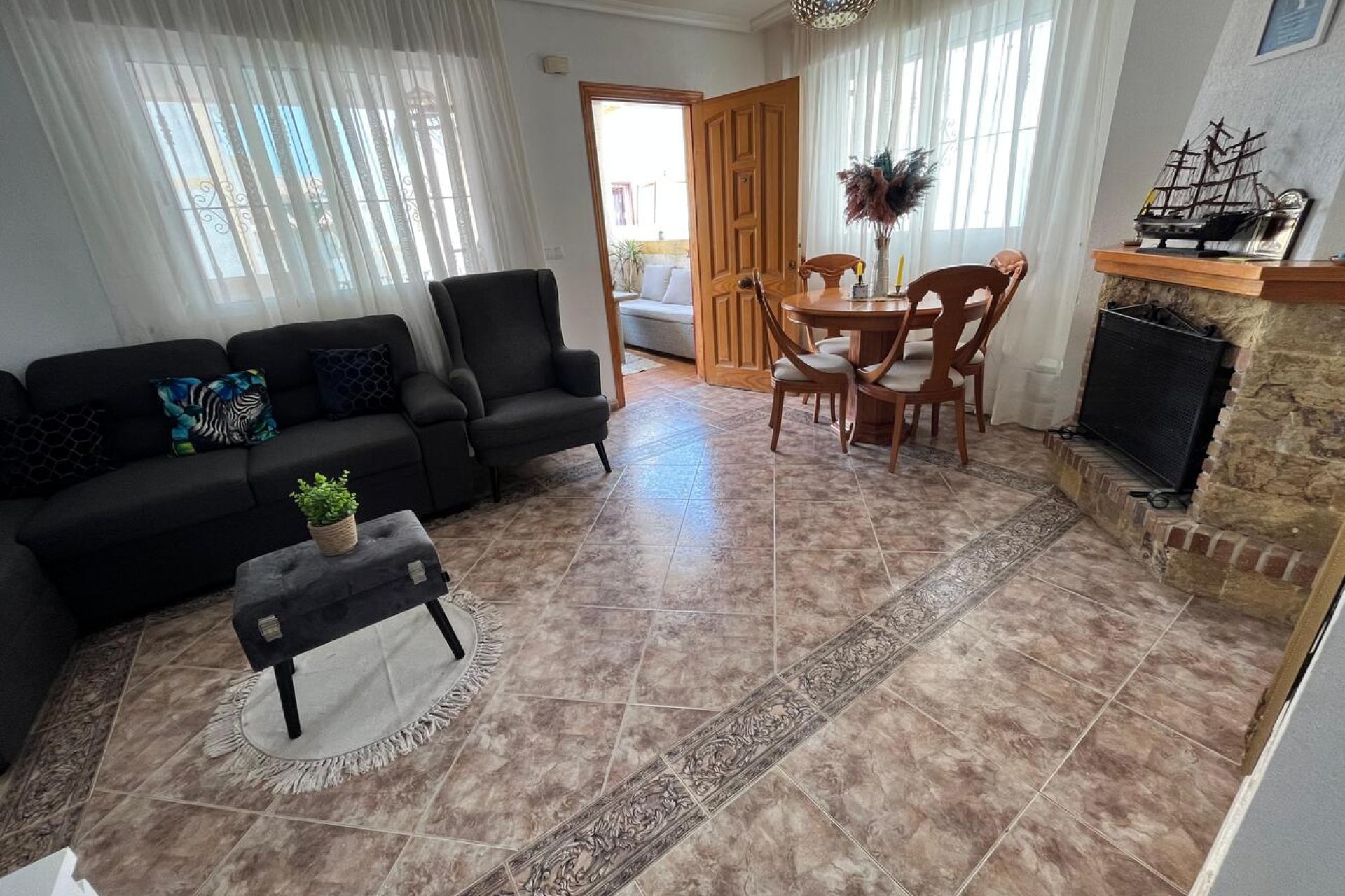 Resale - Town House Penthouse -
Torrevieja - La Florida
