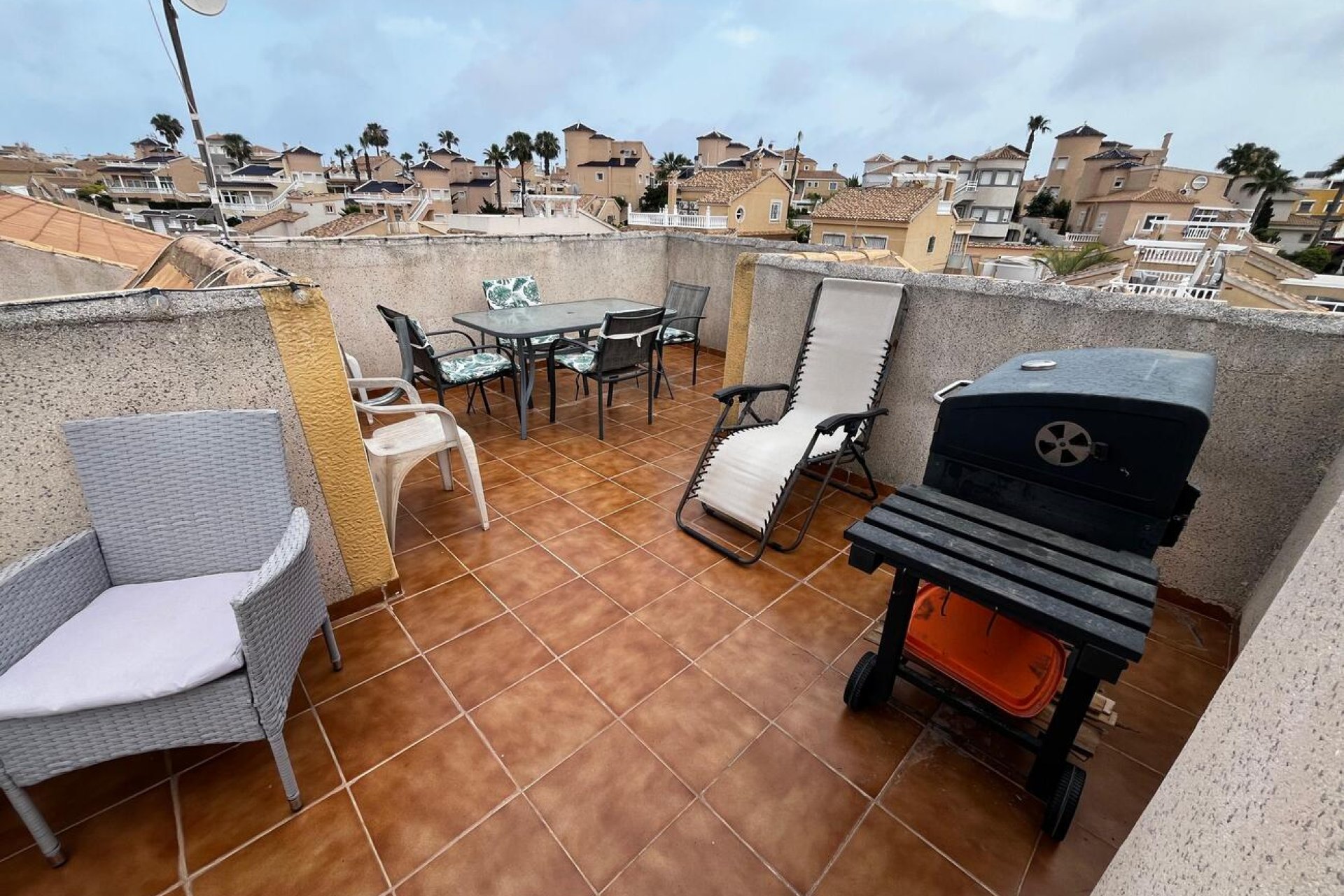 Resale - Town House Penthouse -
Torrevieja - La Florida