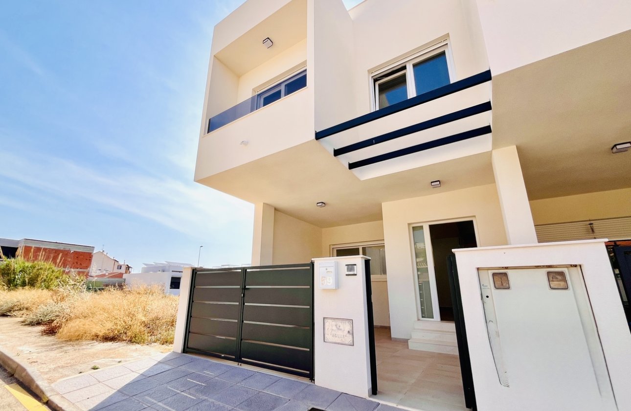 Resale - Town House -
Pilar de la Horadada - Costa Blanca