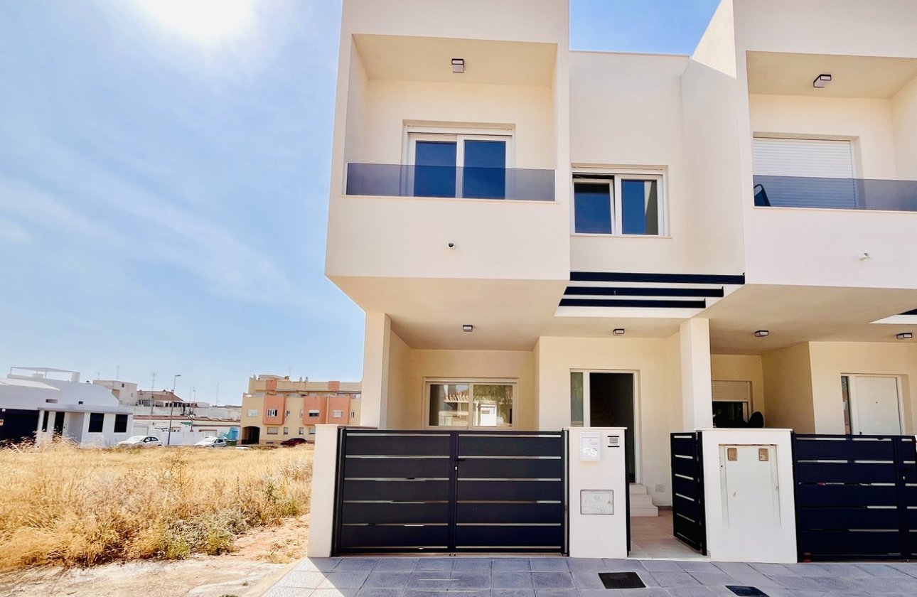 Resale - Town House -
Pilar de la Horadada - Costa Blanca