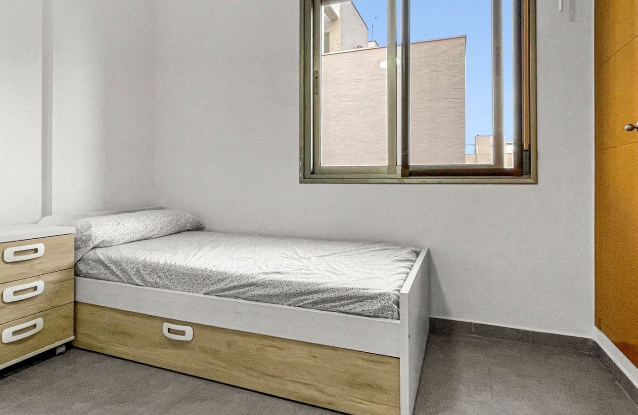 Resale - Town House -
Pilar de la Horadada - Costa Blanca