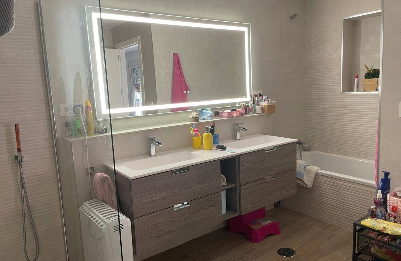 Resale - Town House -
Pilar de la Horadada - Zona Pueblo