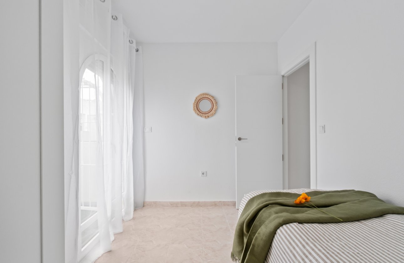 Resale - Town House -
Playa Flamenca - Costa Blanca