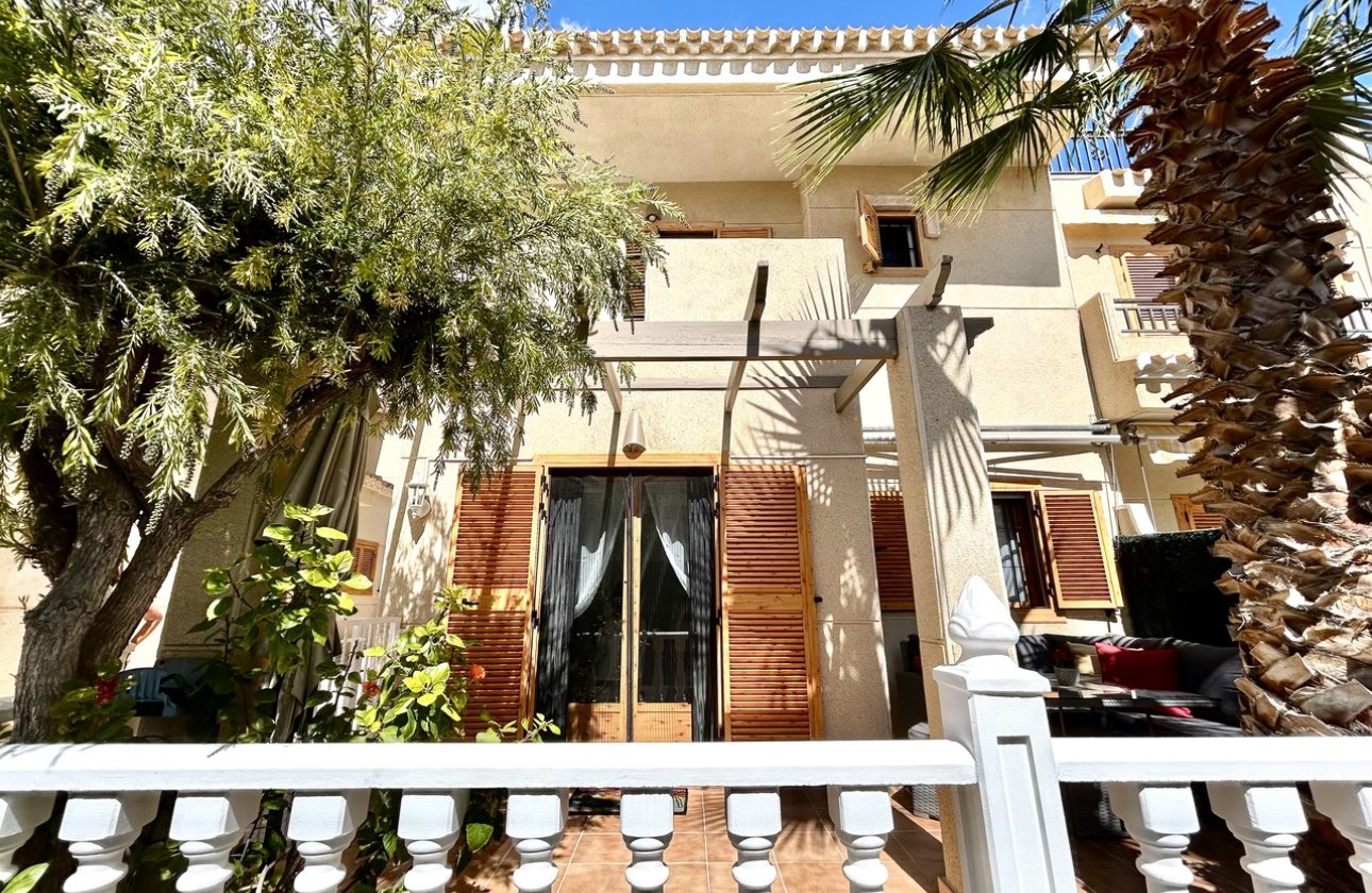 Resale - Town House -
Playa Flamenca - Costa Blanca