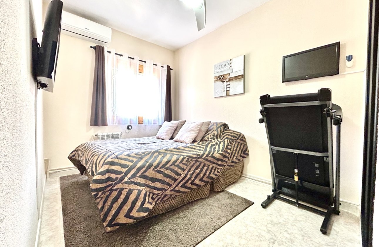 Resale - Town House -
Playa Flamenca - Costa Blanca