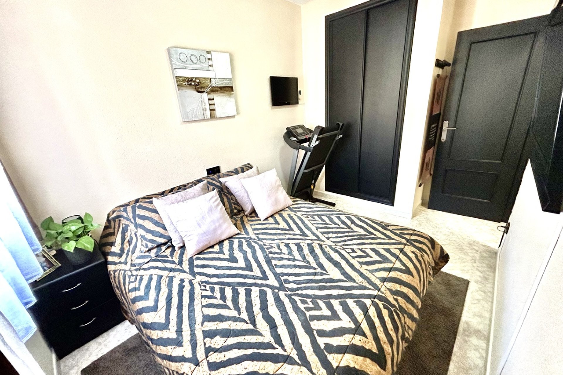 Resale - Town House -
Playa Flamenca - Costa Blanca