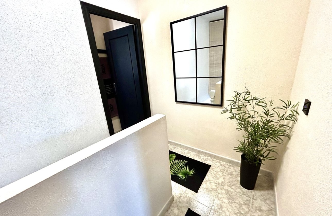 Resale - Town House -
Playa Flamenca - Costa Blanca