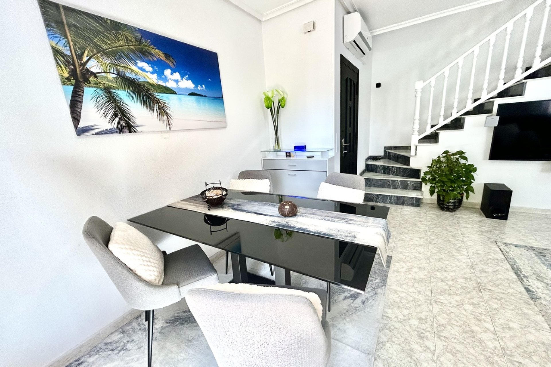 Resale - Town House -
Playa Flamenca - Costa Blanca