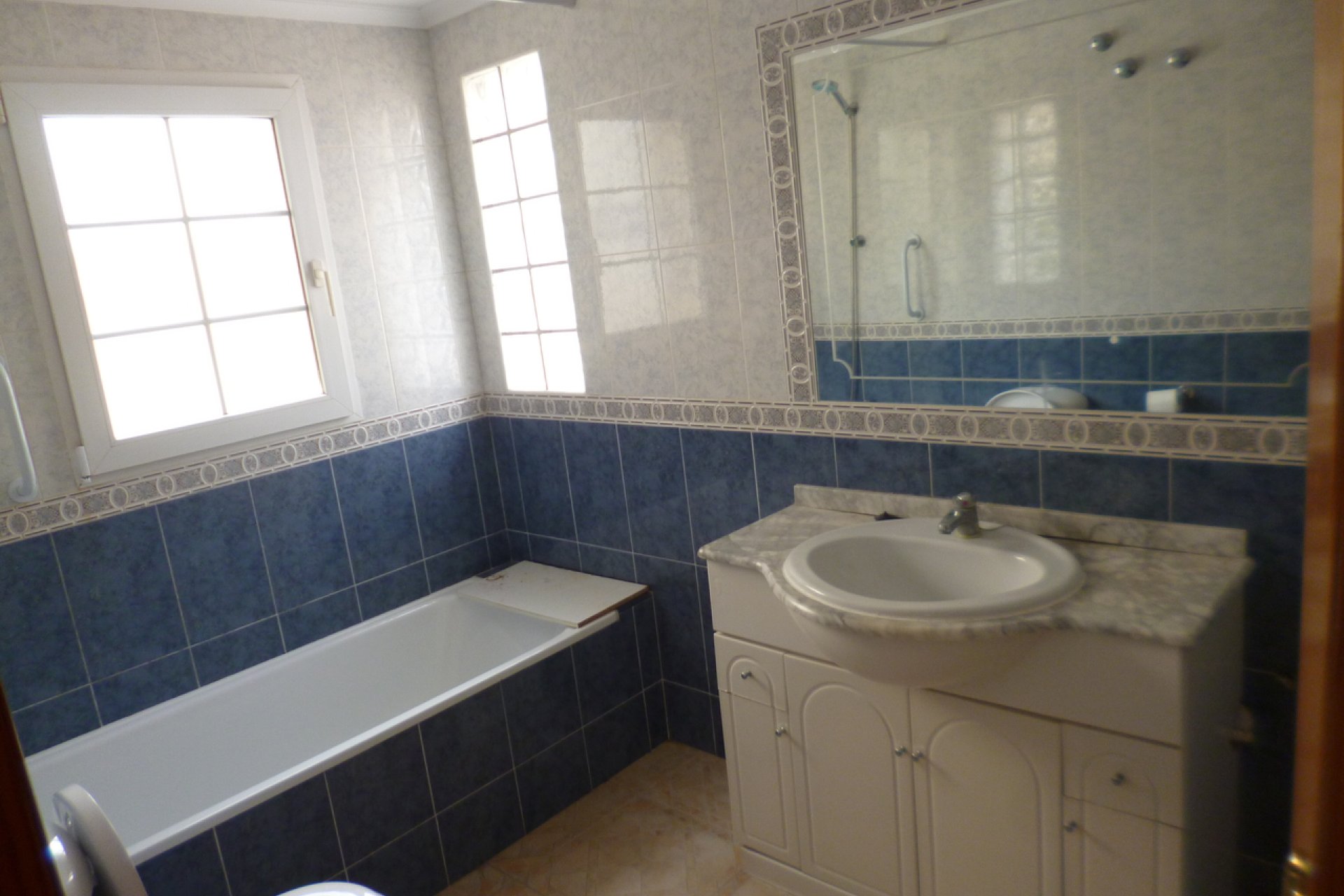 Resale - Town House -
Playa Flamenca - Costa Blanca