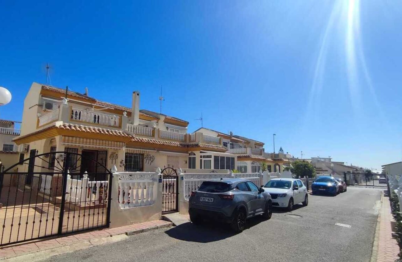 Resale - Town House -
Playa Flamenca - Costa Blanca