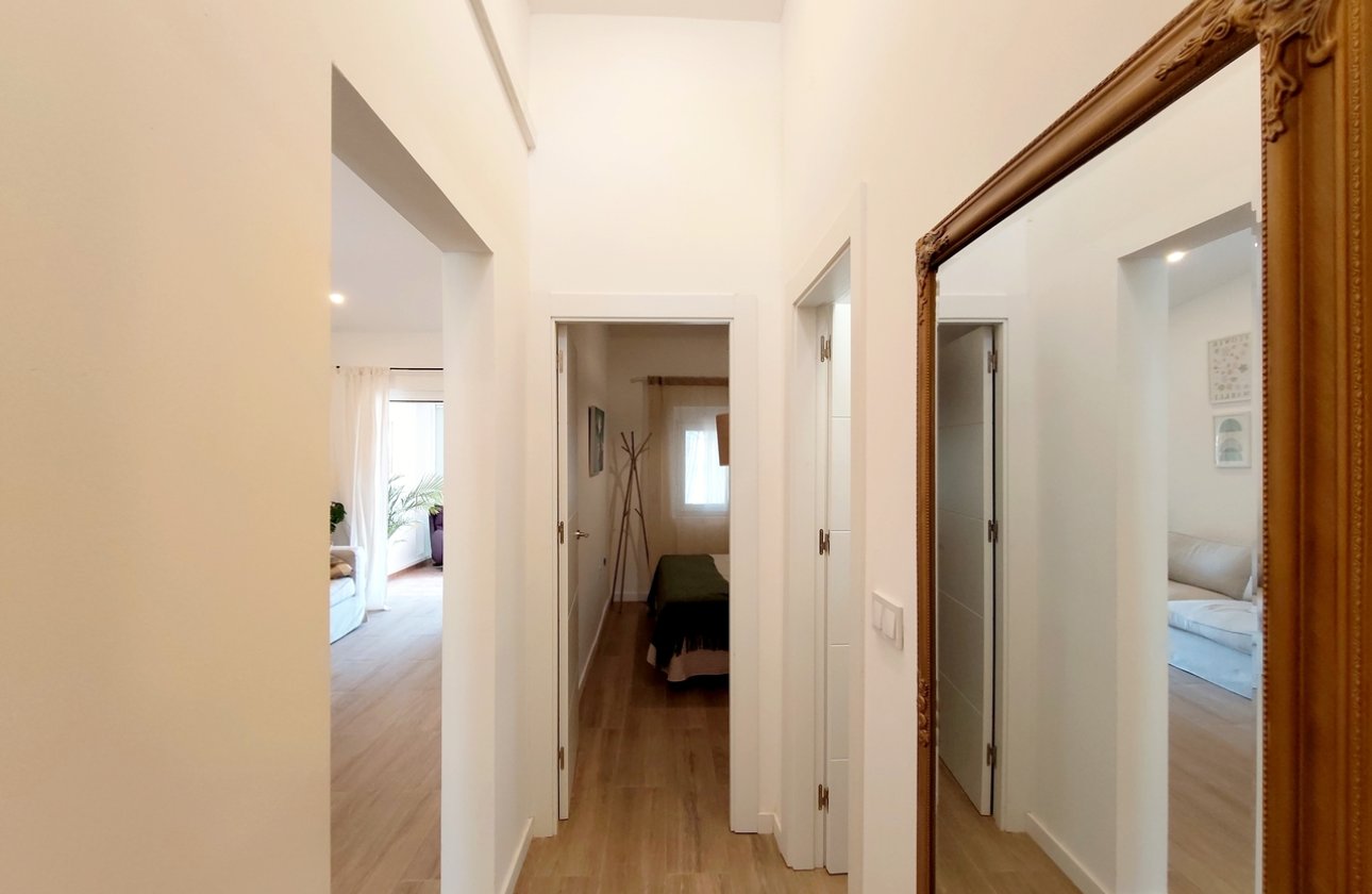 Resale - Town House -
Playa Flamenca - Costa Blanca