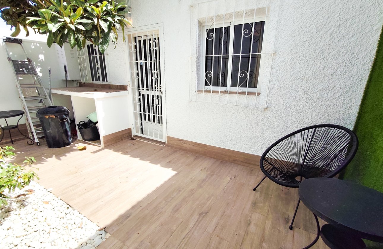 Resale - Town House -
Playa Flamenca - Costa Blanca